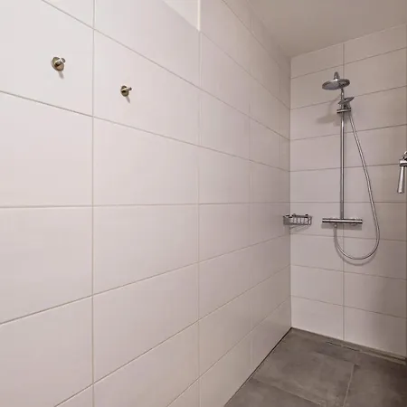 Rosa Apartment